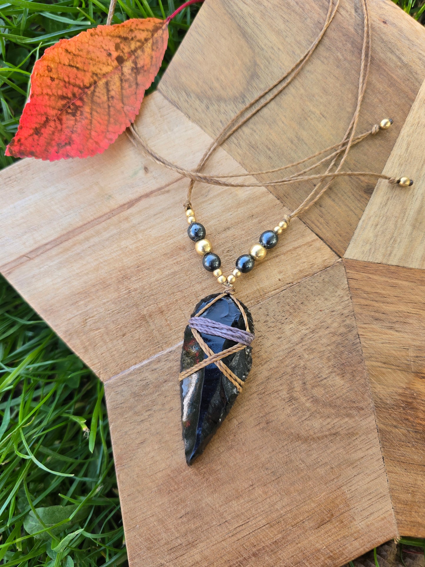 ◇•Obsidian Arrowhead•◇