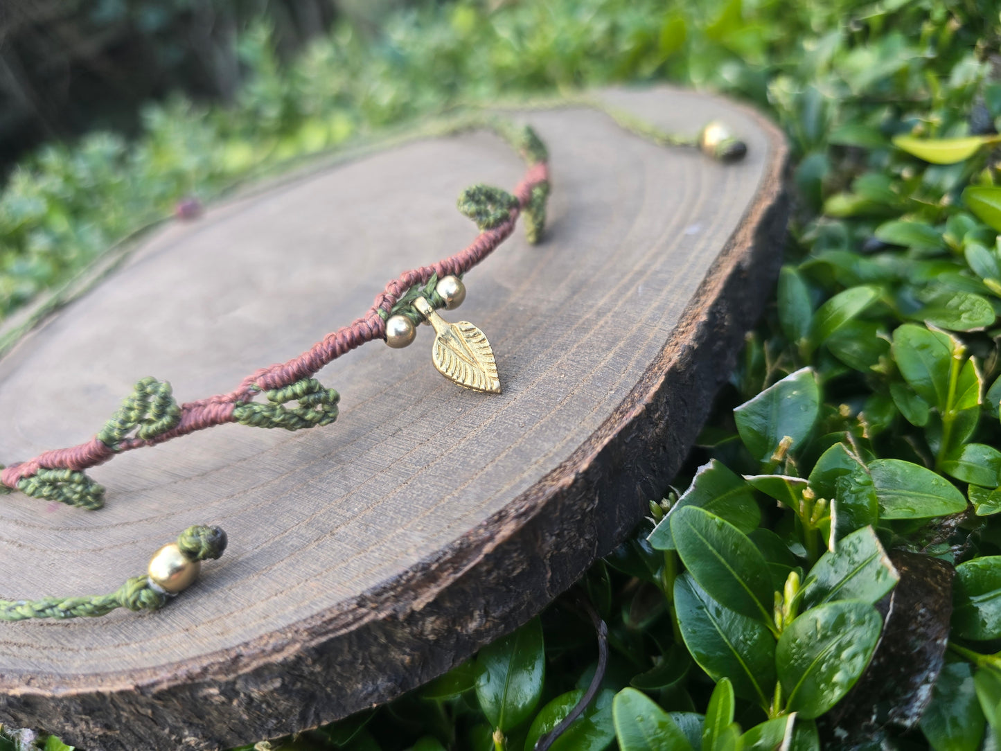Leafy Vine Choker