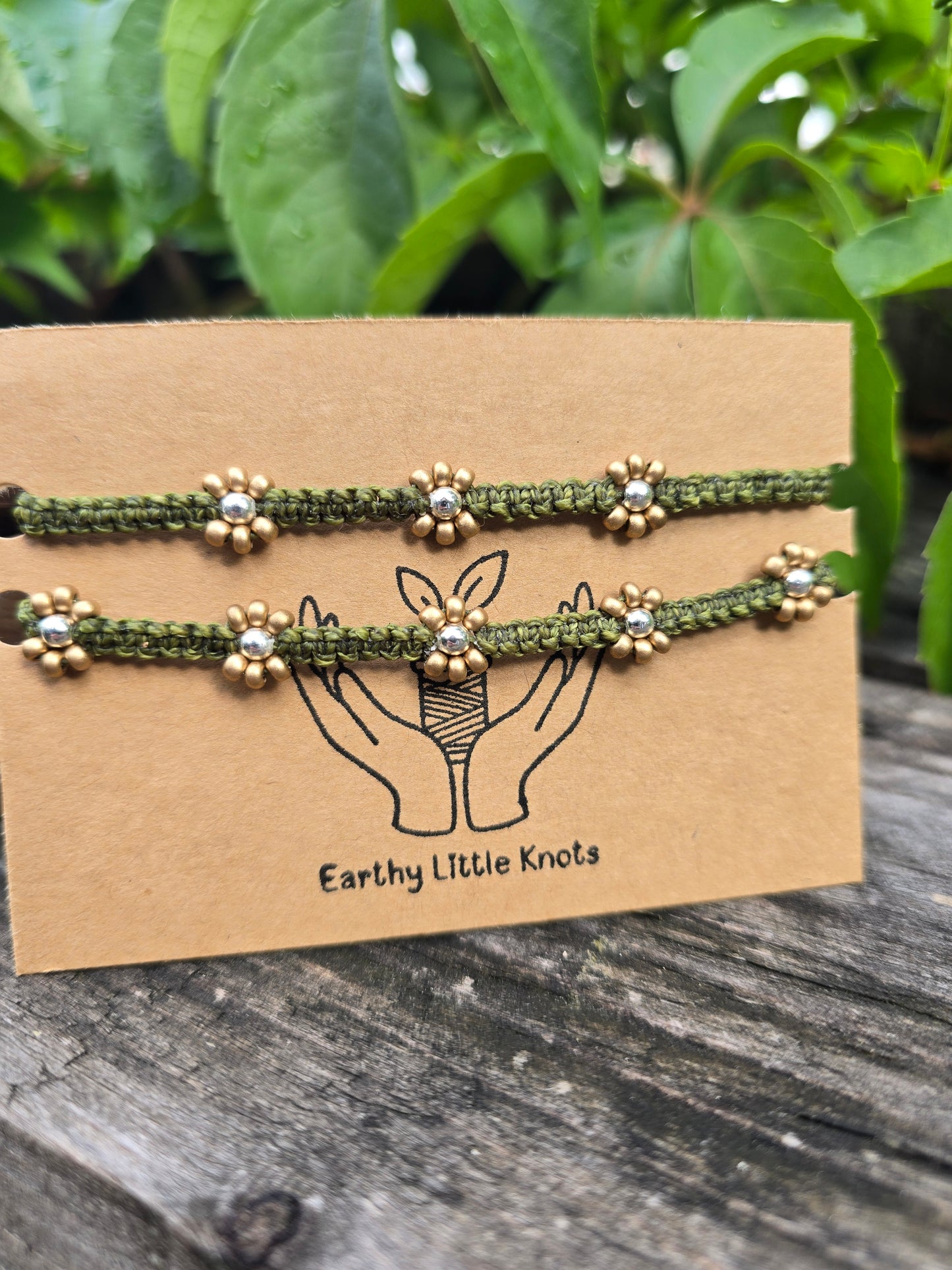 Gold Petal Flower Set **
