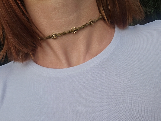 Flower Choker