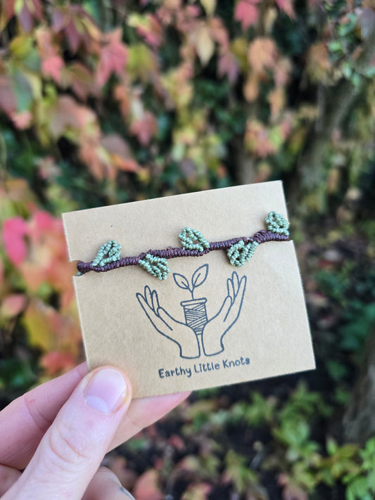 Sage Leaf Bracelet ~                ᴍᴀᴅᴇ ᴛᴏ ᴏʀᴅᴇʀ
