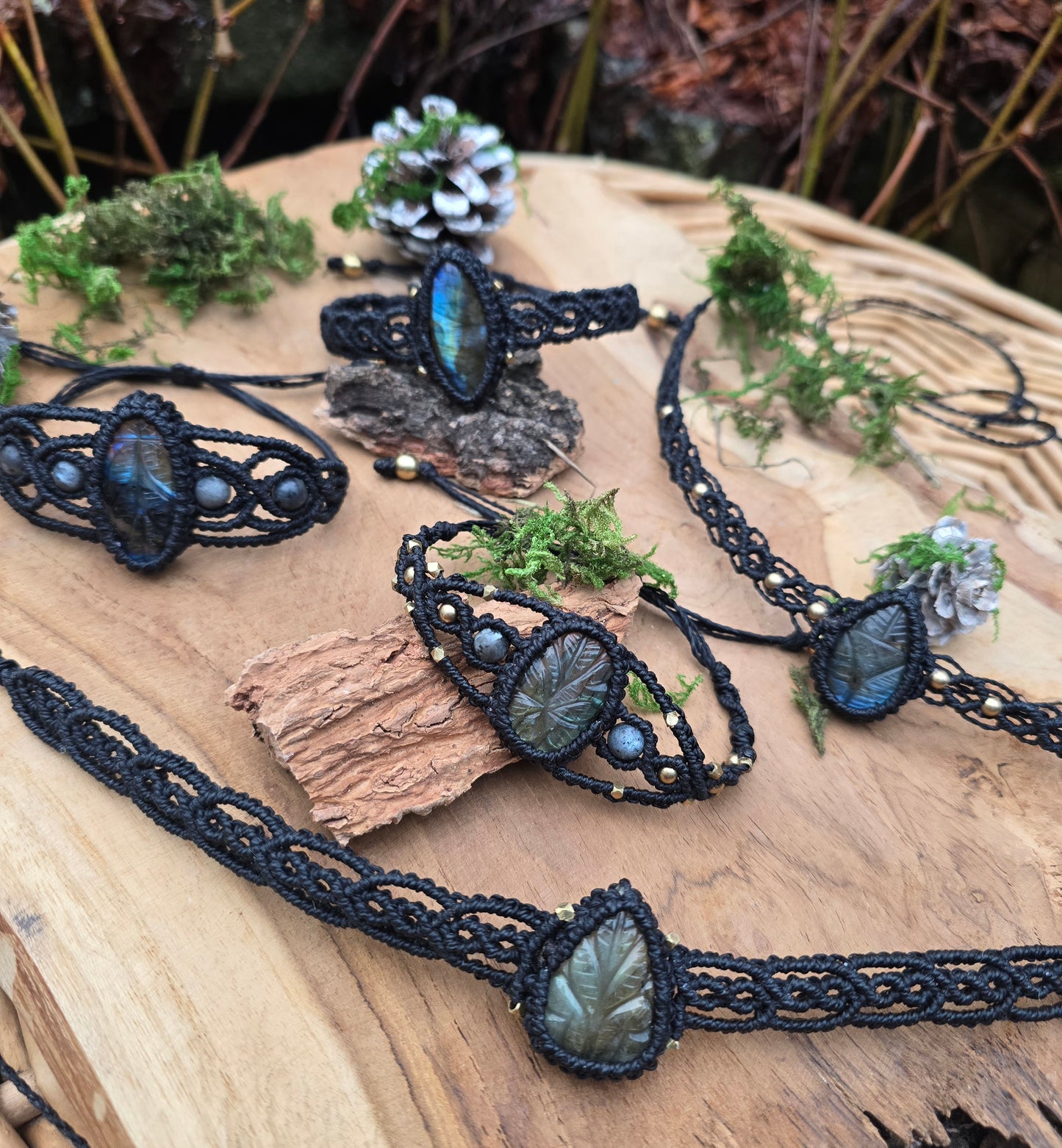 Raindrop Carved Labradorite Collar