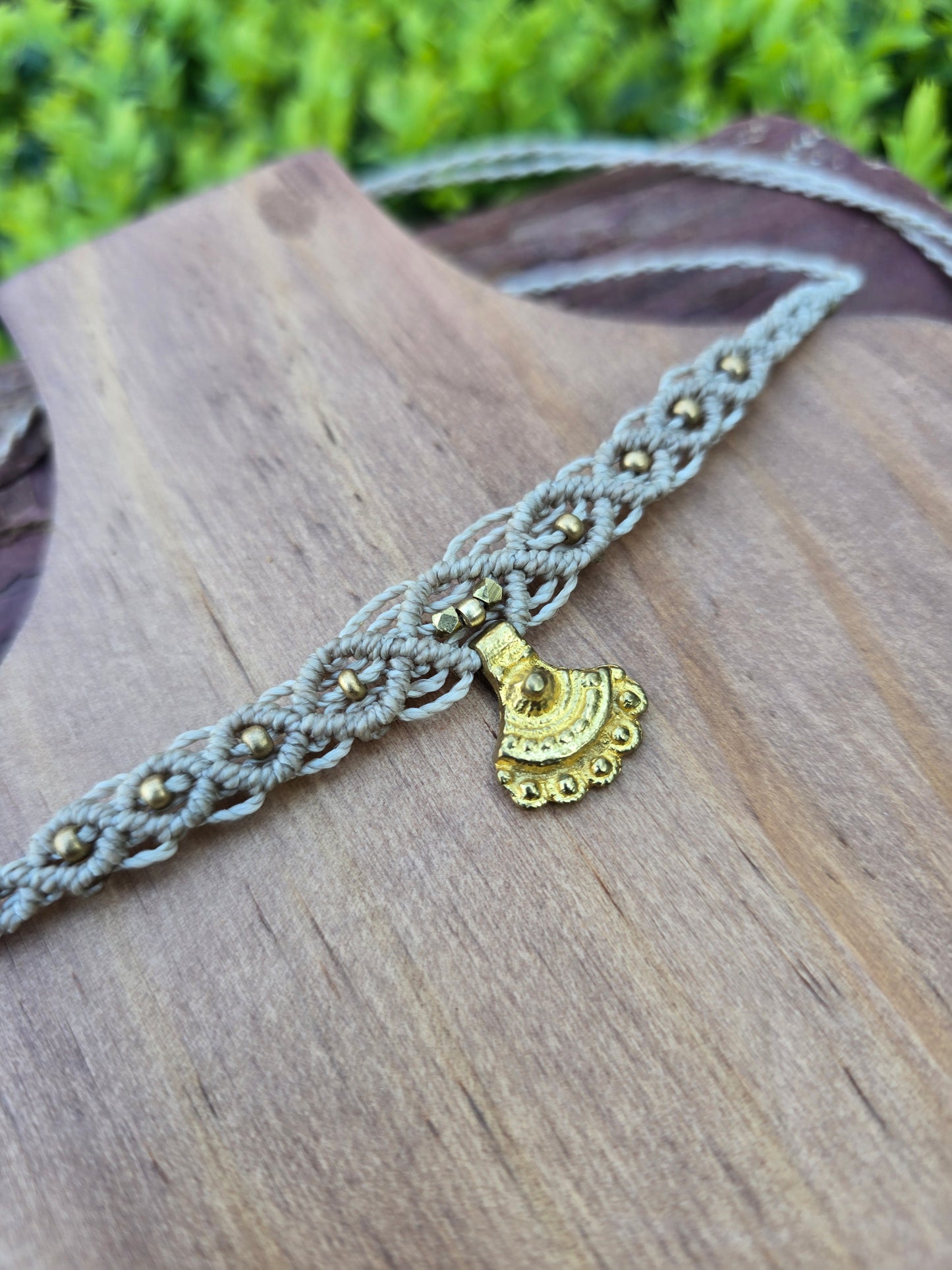 Brass Fan Choker